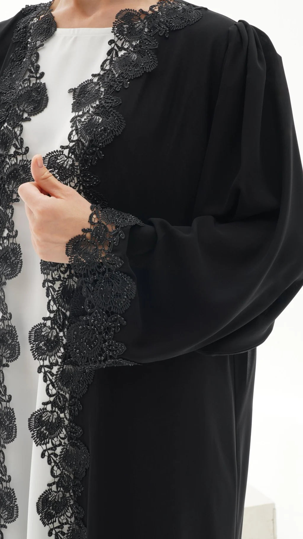 C 1123 Black Abaya